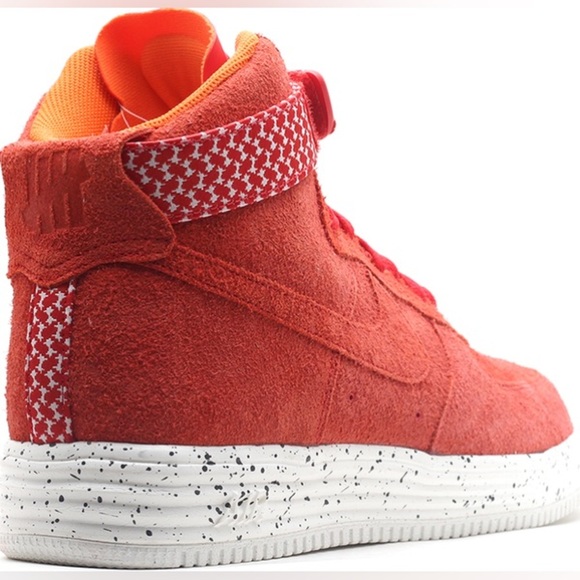 Nike Air Lunar Force 1 Hi SP Undefeated Shoe | Color: University Red | PRELOVED! - Picture 3 of 13